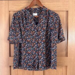 Frank And Oak Floral Short Ruffle Sleeve Button Up Blouse Women’s size Medium